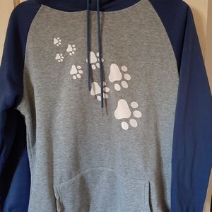 Hooded Pullover with cat paws
